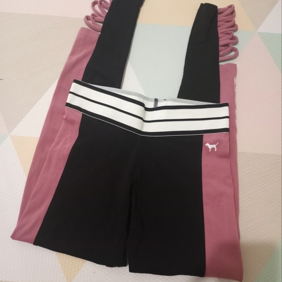 PINK Victoria's Secret Pants - PINK VS YOGA LEGGING Size Small